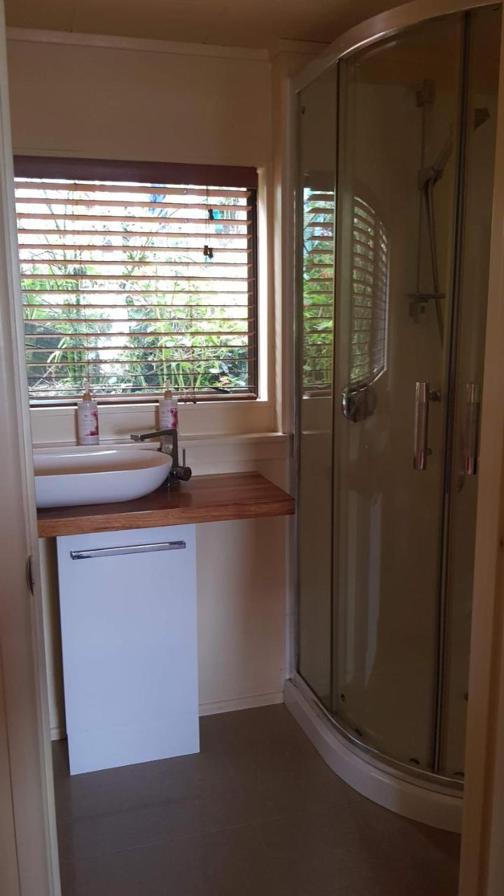 Pohutukawa Coast Bnb Te Puru Exterior foto